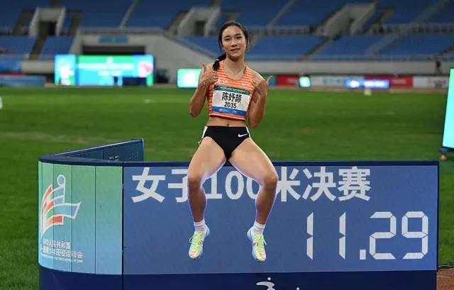 而且由于参, 标成绩