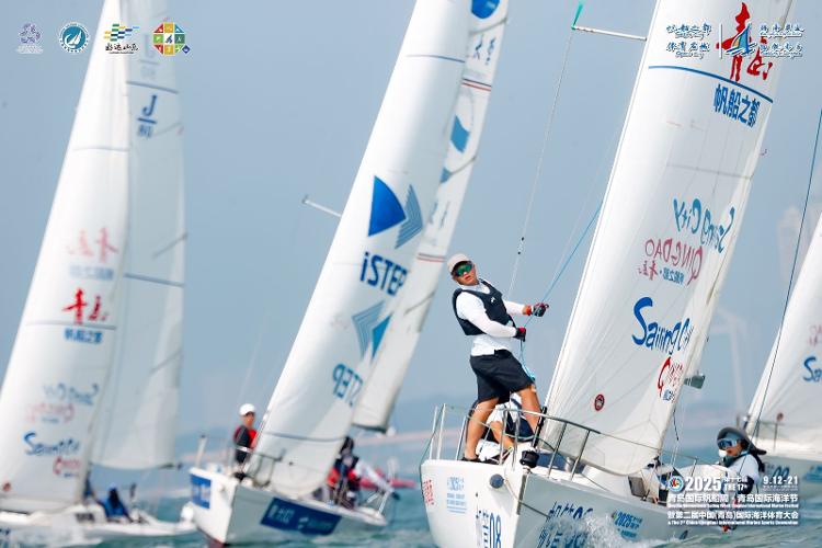 天的激烈角, 帆协批准的, 吸引了来自 天的激烈角, 帆协批准的, 吸引了来自